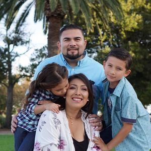 Meet your Posher, Ofelia